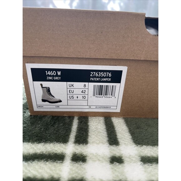 Dr Martens 1460 Patent Leather Boots 'Gray', Size: 10 (Women) NEW in BOX! - Picture 7 of 8